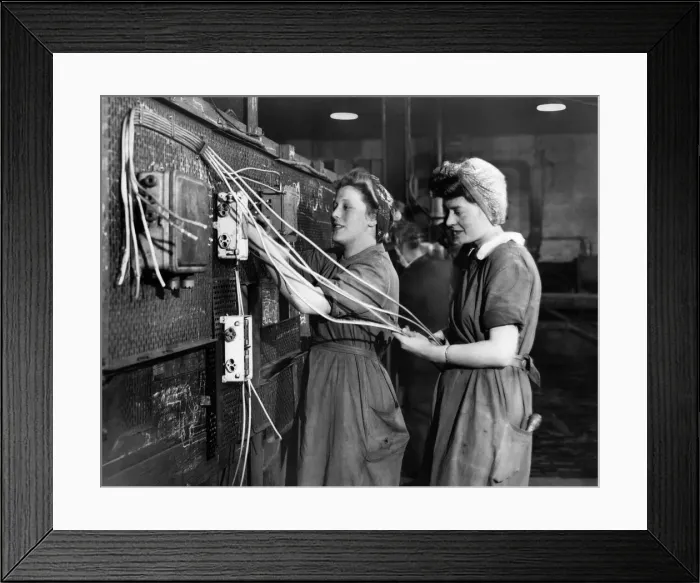 Framed Print : Women wiring up warship which nears completion in a Scottish Shipyard Framed Print : Women wiring up warship which nears completion in a Scottish Shipyard