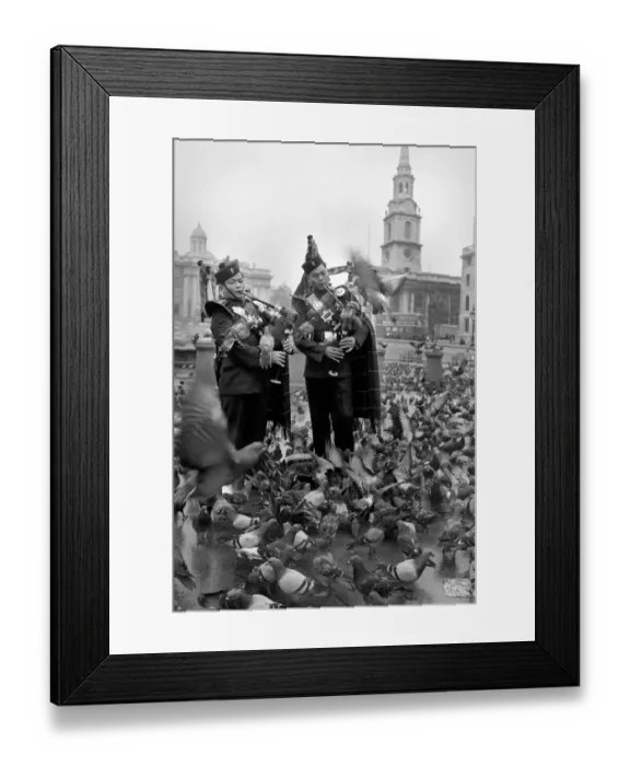 Framed Print : Military Army: The 7th Duke of Edinburghs Own Gurkha Rifles Framed Print : Military Army: The 7th Duke of Edinburghs Own Gurkha Rifles