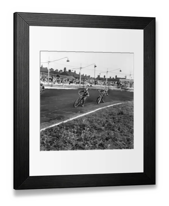 Framed Print : Speedway at stoke, motorsport. June 1960 M4380-012 Framed Print : Speedway at stoke, motorsport. June 1960 M4380-012