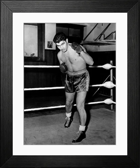 Framed Print : Jack Gardner. Training at the crown and Anchor Hotel, Brighton for his next title Framed Print : Jack Gardner. Training at the crown and Anchor Hotel, Brighton for his next title