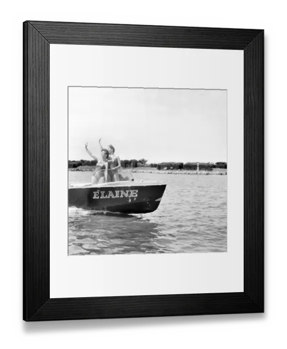 Framed Print : Glamour showgirl. You just can t keep showgirls Lynn Paton and Vera Williamson Framed Print : Glamour showgirl. You just can t keep showgirls Lynn Paton and Vera Williamson