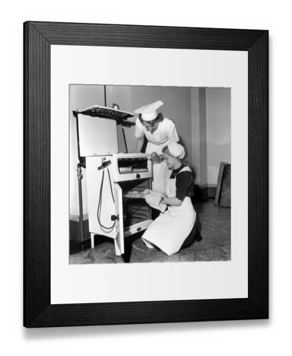 Framed Print : Blind girls taught cookery Henshaws School for the Blind, at Stretford, Lancs Framed Print : Blind girls taught cookery Henshaws School for the Blind, at Stretford, Lancs