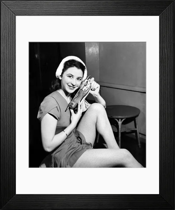 Framed Print : Maureen Pain, 21-year-old Skating Champion (She is the holder of 13 trophies Framed Print : Maureen Pain, 21-year-old Skating Champion (She is the holder of 13 trophies