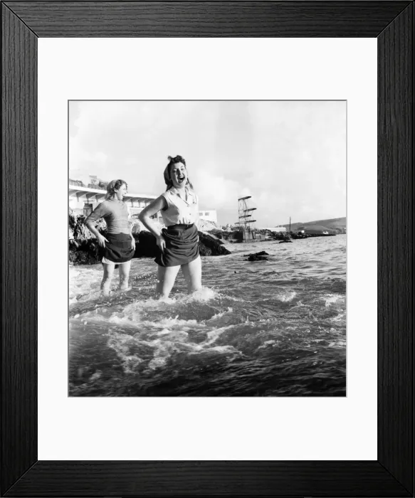 Framed Print : Holidays: Girls Paddling in the water at Plymouth. November 1953 D6998 Framed Print : Holidays: Girls Paddling in the water at Plymouth. November 1953 D6998