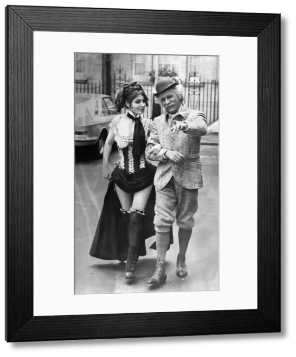 Framed Print : Warren Mitchell who plays Count Pandolfo, seen with Carol Friday who is Flora Framed Print : Warren Mitchell who plays Count Pandolfo, seen with Carol Friday who is Flora