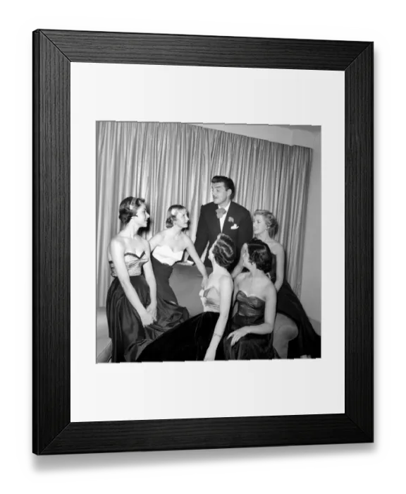 Framed Print : Woman: Beauty: Hairdresser: The hairdresser, Mr. Raymond