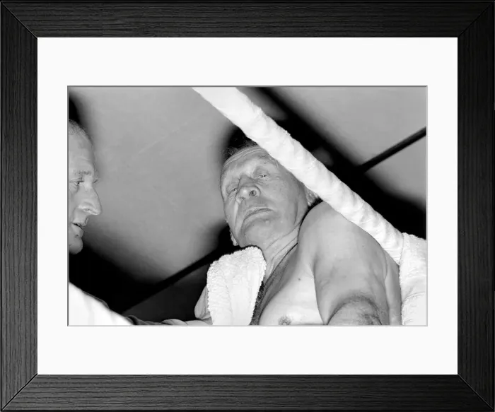 Framed Print : 73 years old, and still boxing, Fred Oldham, a Shirley, Birmingham, pig farmer Framed Print : 73 years old, and still boxing, Fred Oldham, a Shirley, Birmingham, pig farmer