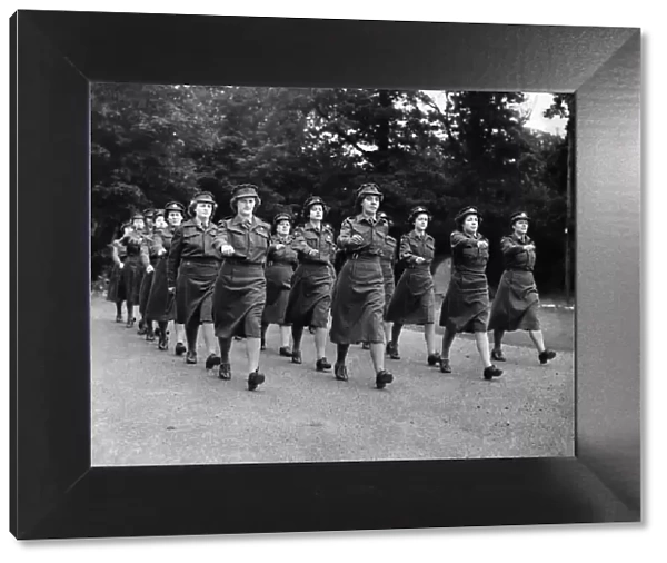 Womens Territorial Army. Camp at Farnley Park near Otley, Yorkshire