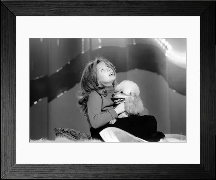 Framed Print : Lena Zavaroni in the Bachelors Show. Lena Zavaroni 10 yrs old has a school lesson in Framed Print : Lena Zavaroni in the Bachelors Show. Lena Zavaroni 10 yrs old has a school lesson in