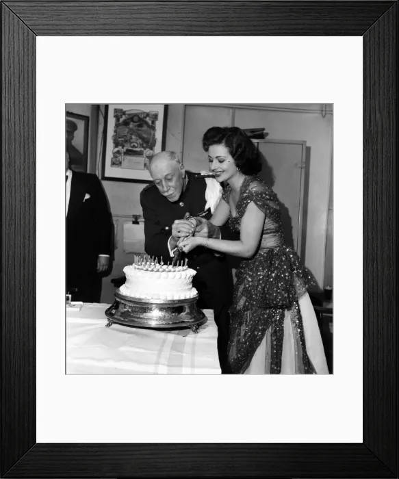 Framed Print : Actress Margaret Lockwood seen here at the Granada Cinema Willesden Framed Print : Actress Margaret Lockwood seen here at the Granada Cinema Willesden