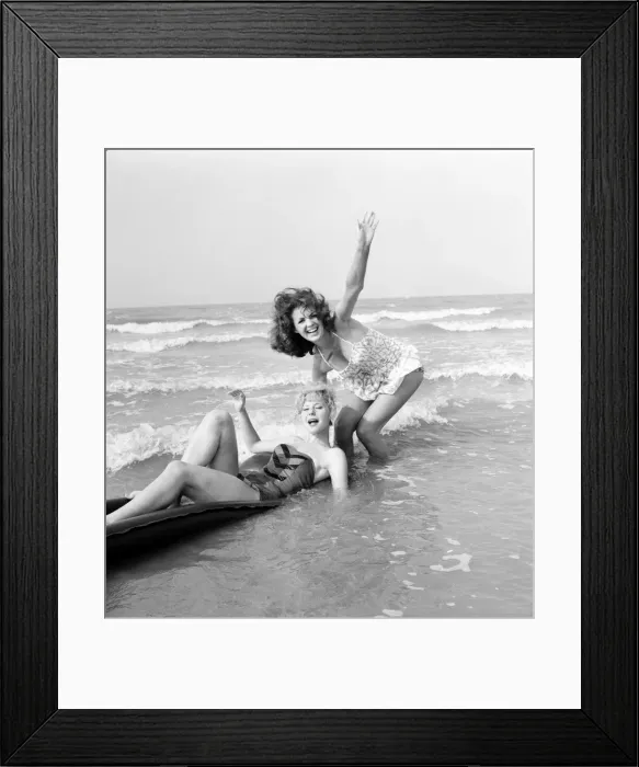 Framed Print : Beach Glamour: Having holiday fun in the sun at Minnis Bay near Margate, Kent