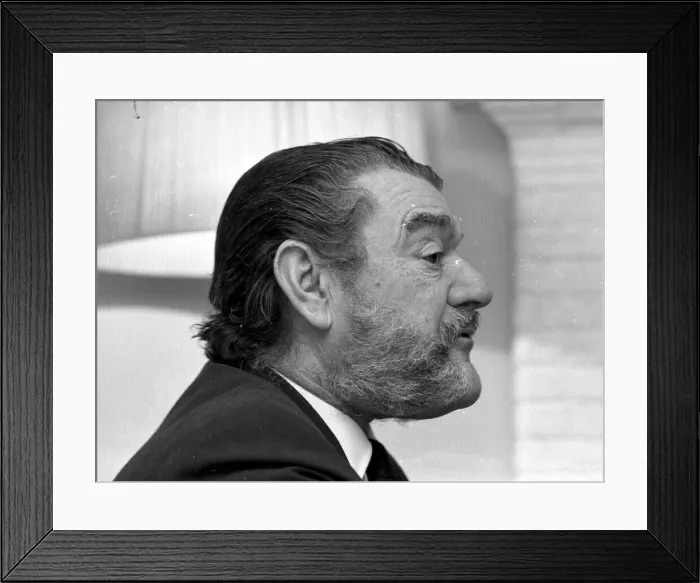 Framed Print : Jack Hawkins being interviewed by Donald Zec at Westmead Lodge, Westmead Framed Print : Jack Hawkins being interviewed by Donald Zec at Westmead Lodge, Westmead