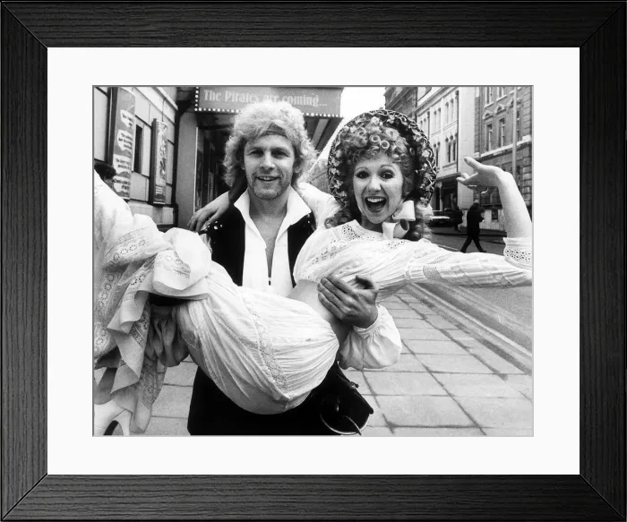 Framed Print : Paul Nicholas and Bonnie Langford, February 1985, starring in the show The Pirates of Framed Print : Paul Nicholas and Bonnie Langford, February 1985, starring in the show The Pirates of