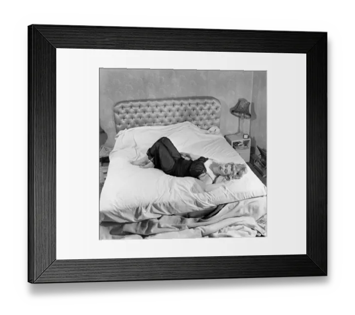 Framed Print : Film actress Sandra Dorne sleeping. December 1953 D7608 Framed Print : Film actress Sandra Dorne sleeping. December 1953 D7608