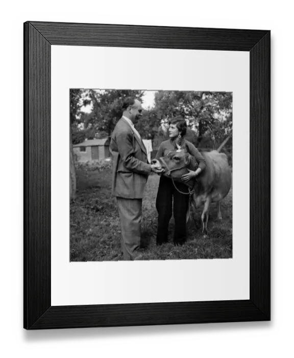 Framed Print : Jimmy Edwards and his fiance Miss Anne Michelle Carew-Gibbs at her home in Cowfold