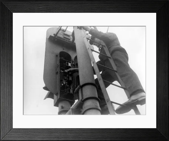 Framed Print : English Railways, attending to signal lights on the Southern Railways. c Framed Print : English Railways, attending to signal lights on the Southern Railways. c