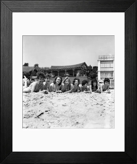 Framed Print : Bathing Girl: Glamour on the Clacton Beach: L. to R. Maureen Kenn, 21