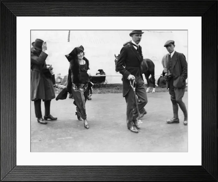 Framed Print : Lady Cardiffe Owen at Ascot. June 1923 P008658