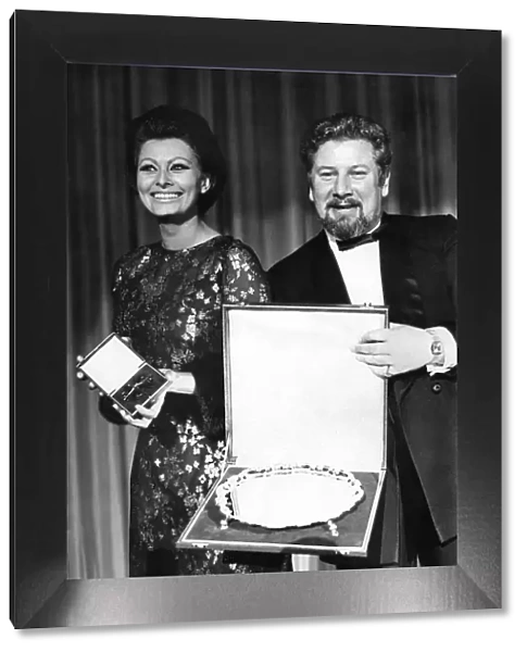 SophiaIs prize. Sophia Loren received the International star of the year award this