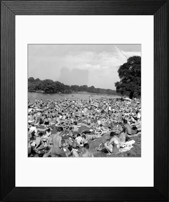 Framed Print : Weather: Hot: When a heat wave hits London, everyone tries to find a convenient way to