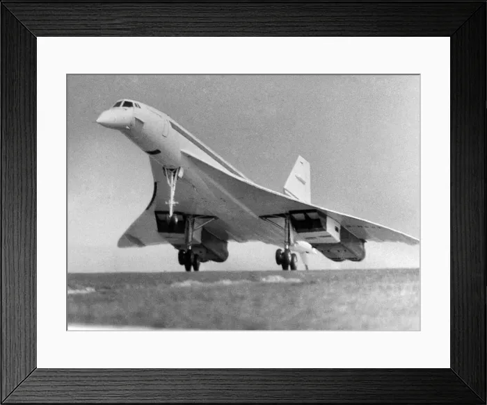 Framed Print : Maiden Flight of Concorde 002, the British built prototype of the Angle-French supersonic Framed Print : Maiden Flight of Concorde 002, the British built prototype of the Angle-French supersonic