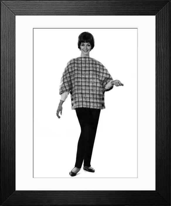 Framed Print : Model Valerie Gaten wearing patterned top with trousers. October 1961 P008804 Framed Print : Model Valerie Gaten wearing patterned top with trousers. October 1961 P008804