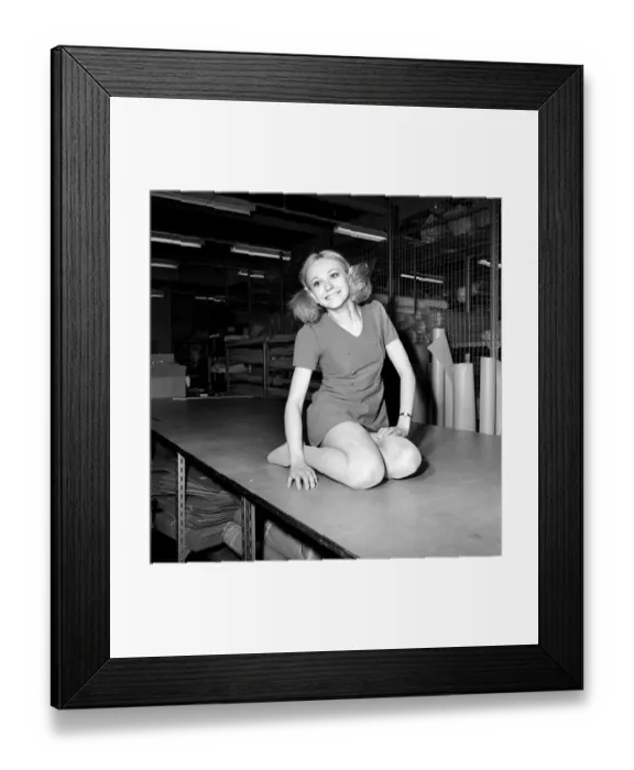 Framed Print : Teenager Penny Vancliff, a factory girl who wants to be a London model Framed Print : Teenager Penny Vancliff, a factory girl who wants to be a London model