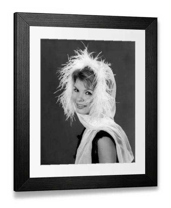 Framed Print : Model Liz Duke. December 1962 P008898 Framed Print : Model Liz Duke. December 1962 P008898