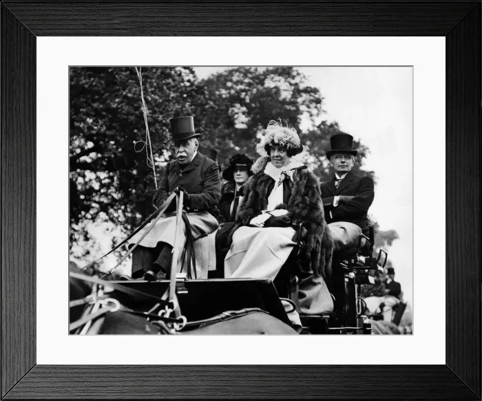 Framed Print : Mr. C Phillips coach at the meet of the Coaching Club in Hyde Park Framed Print : Mr. C Phillips coach at the meet of the Coaching Club in Hyde Park