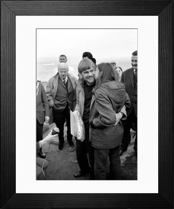 Framed Print : Legless Norman Croucher 29 walked on artificial legs from John o Framed Print : Legless Norman Croucher 29 walked on artificial legs from John o