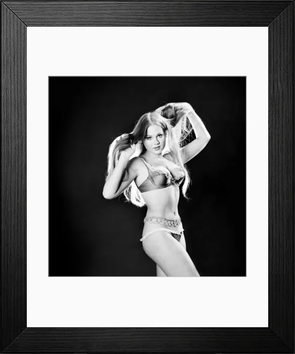 Framed Print : Maths Teacher 1970s glamour girl. January 1975 75-00023-001 Framed Print : Maths Teacher 1970s glamour girl. January 1975 75-00023-001