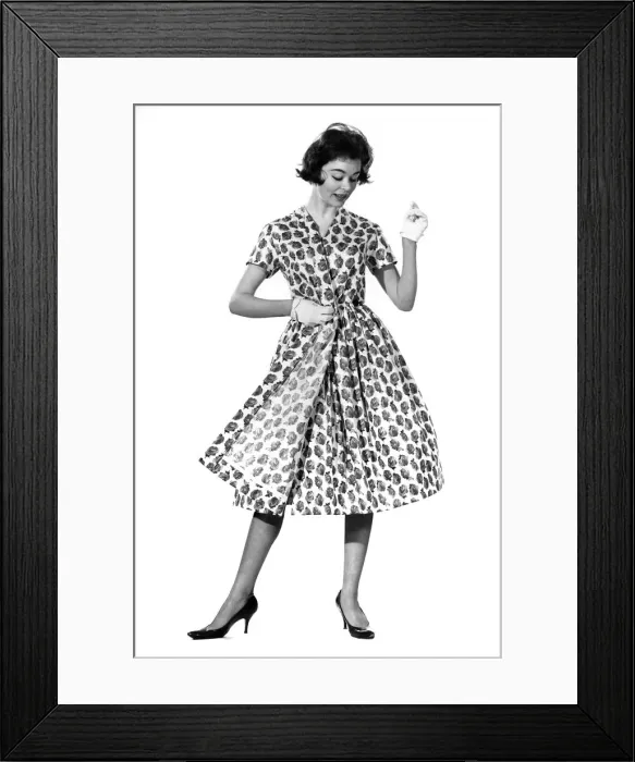 Framed Print : Reveille Fashions. Jackie Jackson. March 1960 P008999 Framed Print : Reveille Fashions. Jackie Jackson. March 1960 P008999