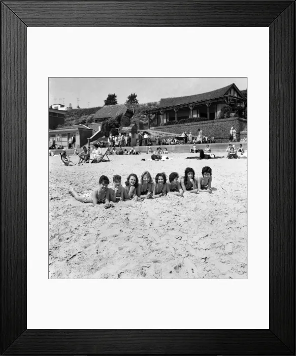 Framed Print : Bathing Girl: Glamour on the Clacton Beach: L. to R. Maureen Kenn, 21