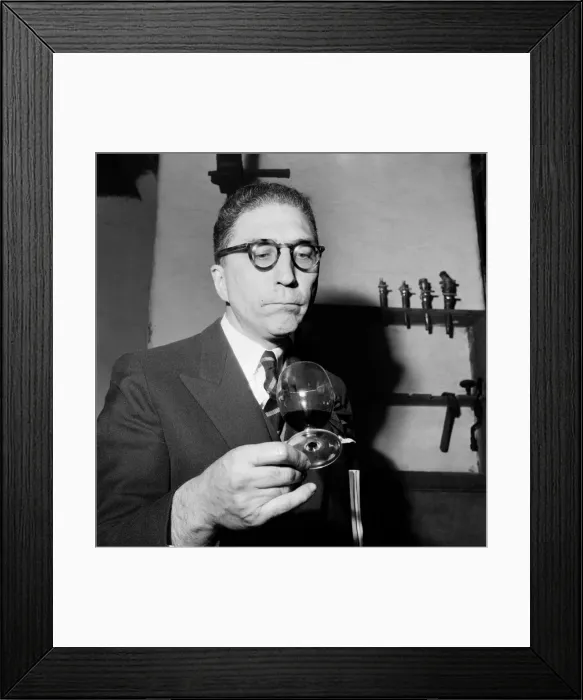 Framed Print : Henri De Villaine, owner of the Domain de la Romance Conti