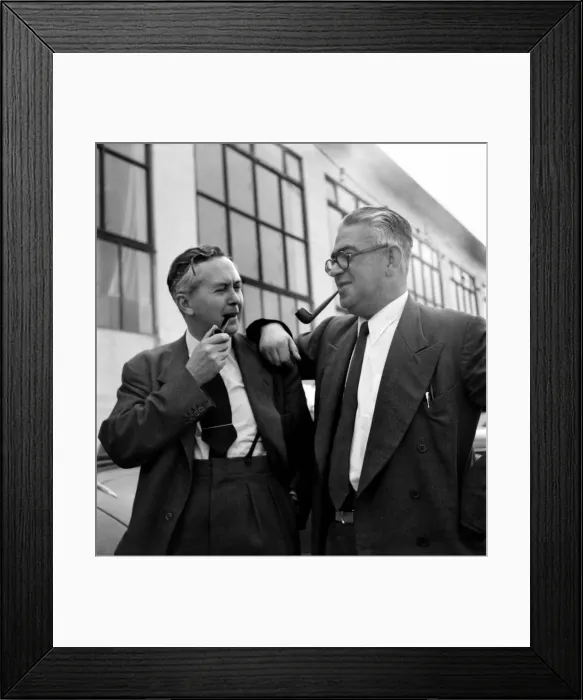 Framed Print : Labour Party Conference 1953: Harold Wilson and Ian Mikardo. September 1953 D5893-003