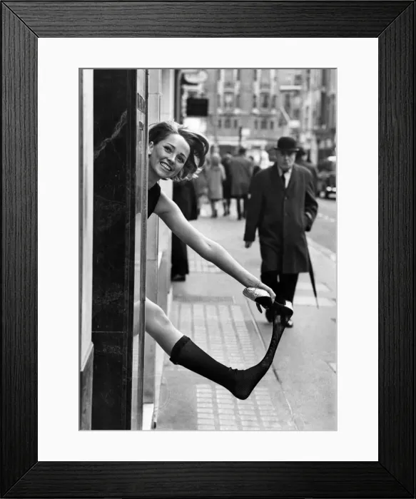 Framed Print : Fashion: Vivienne, showing whats afoot in stockings. January 1968 P009277 Framed Print : Fashion: Vivienne, showing whats afoot in stockings. January 1968 P009277