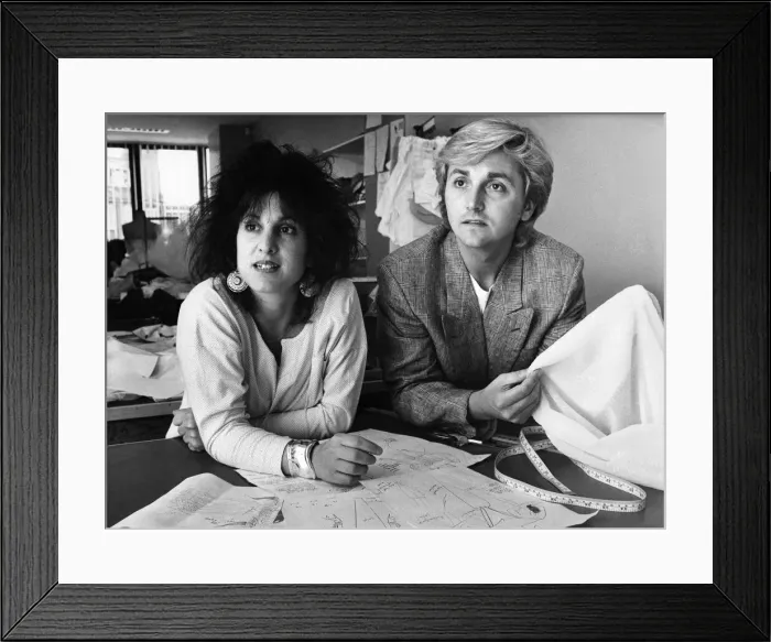 Framed Print : David and Elizabeth Emanuel, fashion designers. July 1987 P009241 Framed Print : David and Elizabeth Emanuel, fashion designers. July 1987 P009241