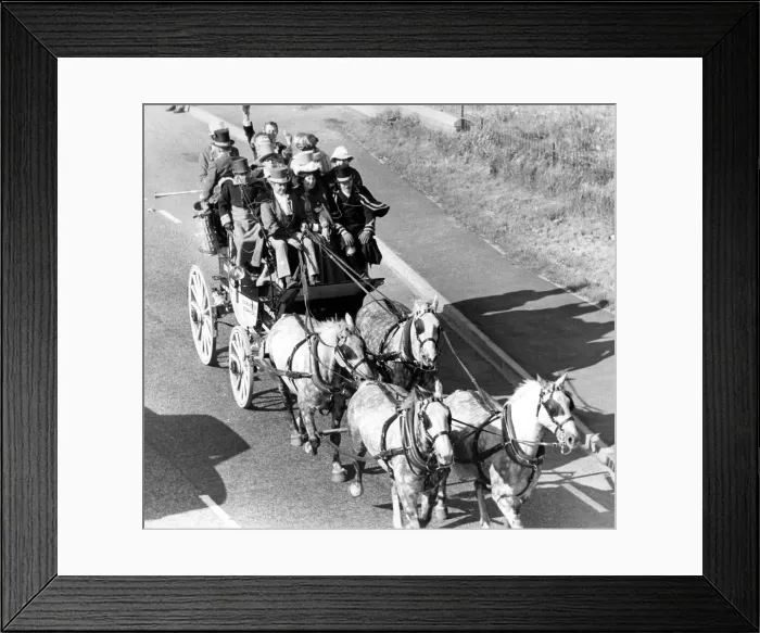 Framed Print : A full coach on its way to London Framed Print : A full coach on its way to London