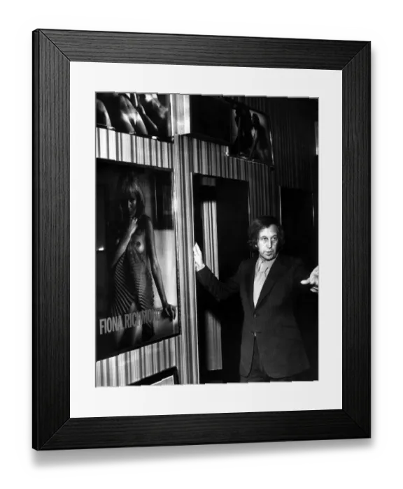 Framed Print : Paul Raymond at the Whitehall Theatre London October 1972 talking about the nude Framed Print : Paul Raymond at the Whitehall Theatre London October 1972 talking about the nude