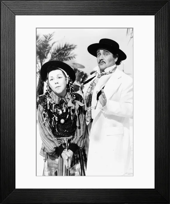 Framed Print : Ronnie Corbett and Ronnie Barker comedians from the tv programme The Two Ronnies in a