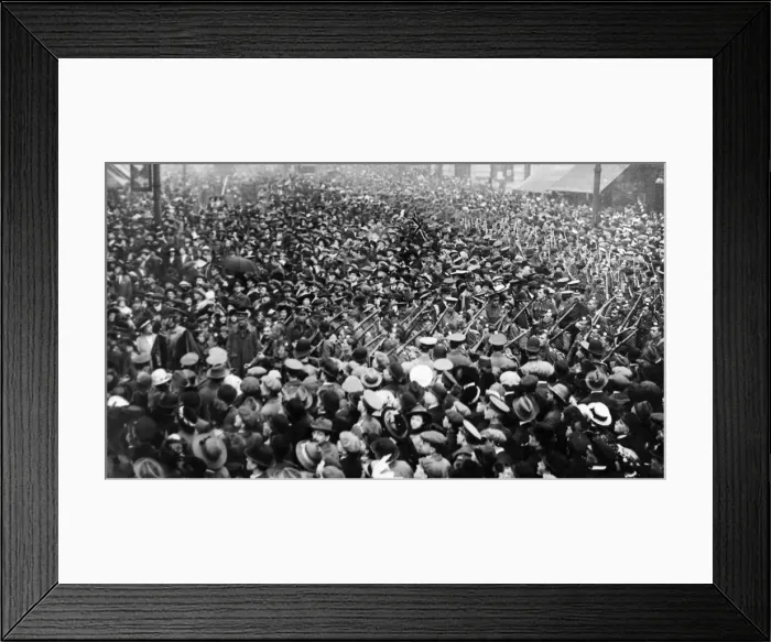Framed Print : Recruiting for The Great War. OP234E / 1 Framed Print : Recruiting for The Great War. OP234E / 1