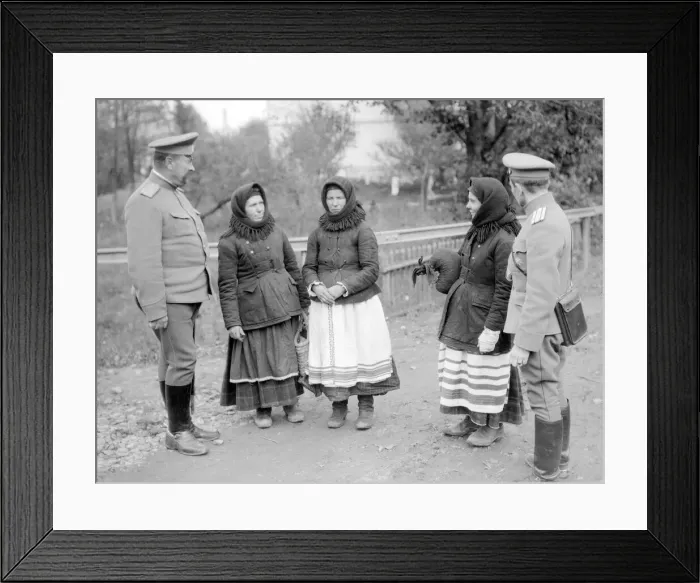 Framed Print : Native women of Haliez in Galacia (modern day Ukraine) talk with soldiers of the Russian Framed Print : Native women of Haliez in Galacia (modern day Ukraine) talk with soldiers of the Russian