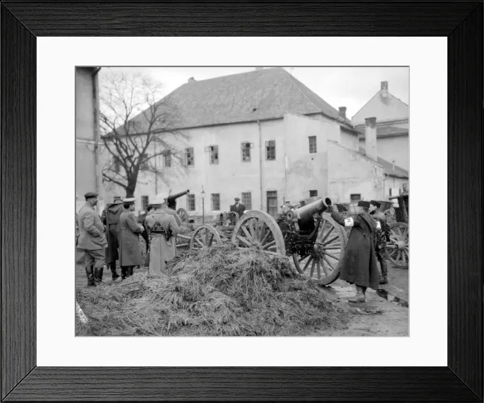 Framed Print : Russian officers inspect captured artillery and transport at Lemberg. September 1914 Framed Print : Russian officers inspect captured artillery and transport at Lemberg. September 1914