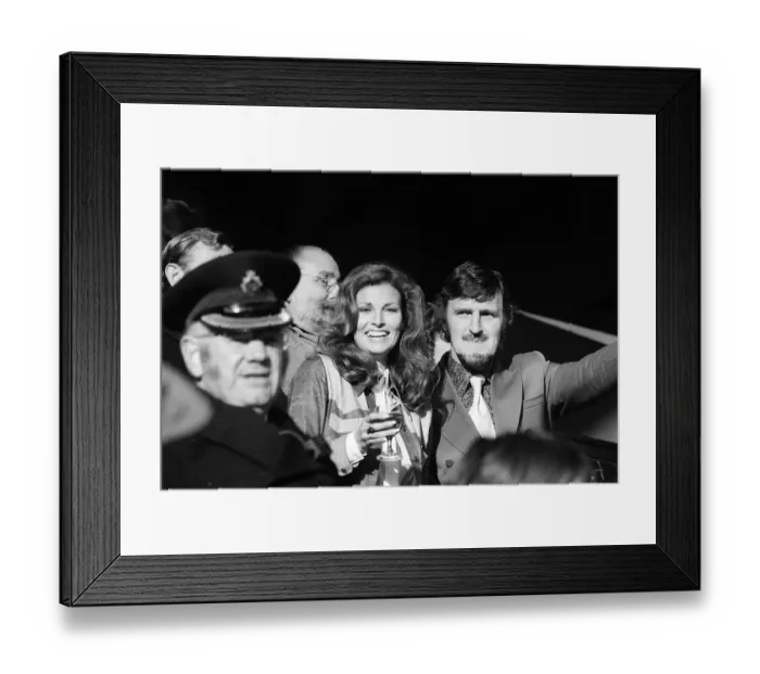 Framed Print : JIMMY HILL AND RAQUEL WELCH NOVEMBER 1972 Y2K