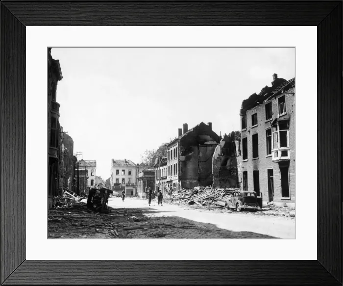 Framed Print : Belgium. German invasion. Scene in Louvain after a German raid Framed Print : Belgium. German invasion. Scene in Louvain after a German raid