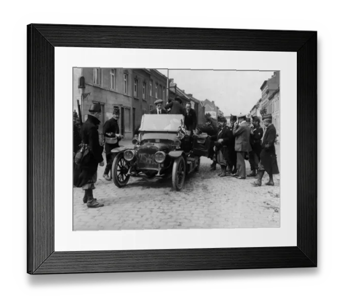 Framed Print : Daily Mirror reporters and photographers seen here being questioned by soldiers of