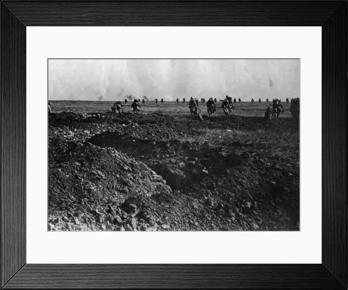 Framed Print : French troops going over the top to attack the hun. May 1917 Framed Print : French troops going over the top to attack the hun. May 1917