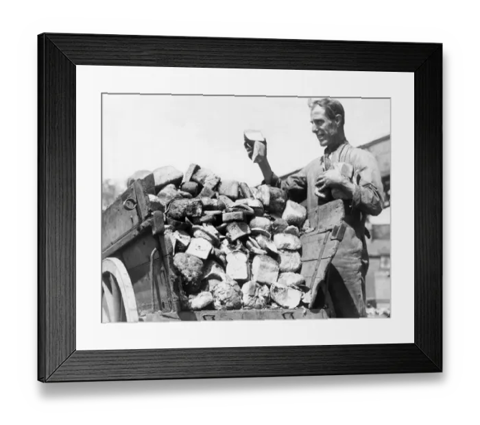 Framed Print : Man with cart of food waste, Newcastle. June 28th 1941