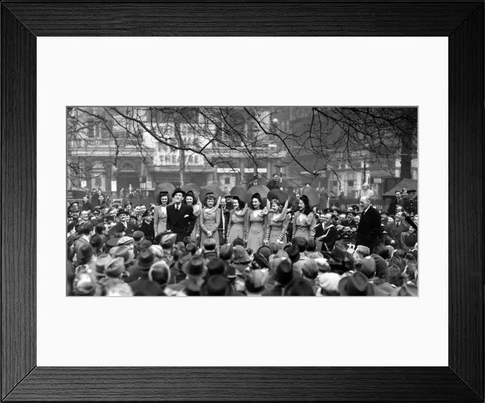Framed Print : Wings for Victory week. Tommy Trinden and the girls do an open air turn in Leicester