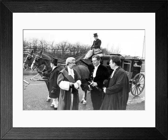 Framed Print : Mr. Justice Smith, Mr. Paul Nicholson and Canon Alan Chesters with a coach Framed Print : Mr. Justice Smith, Mr. Paul Nicholson and Canon Alan Chesters with a coach